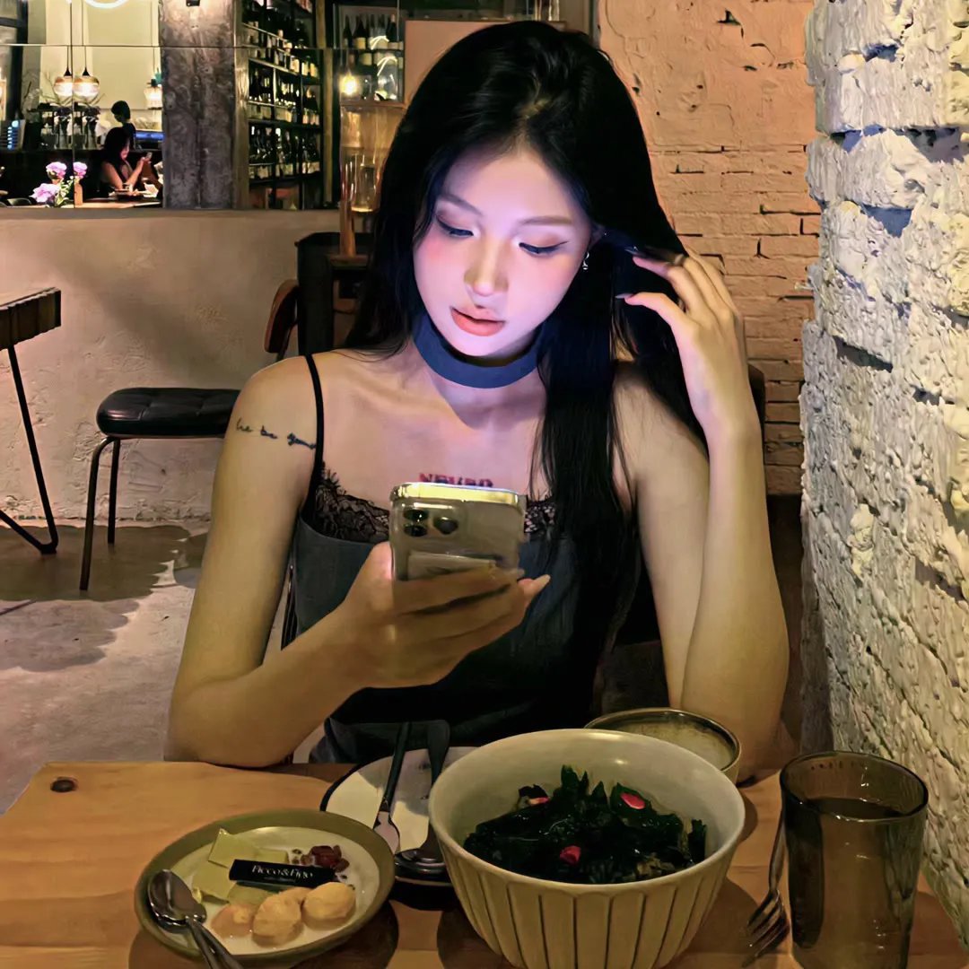 抓着彩虹的男人